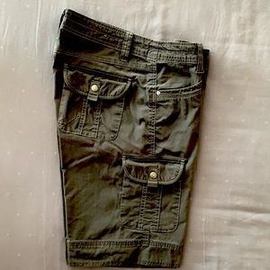 KUHL CARGO HIKING SHORTS DK GRAY SIZE 6 WOMEN’S